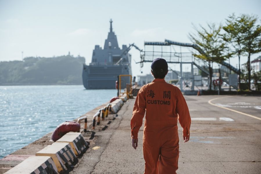 海魄浪 穿越百年高雄港|專訪:國境的守門員——高雄海關 海魄浪 穿越百年高雄港|專訪:國境的守門員——高雄海關
